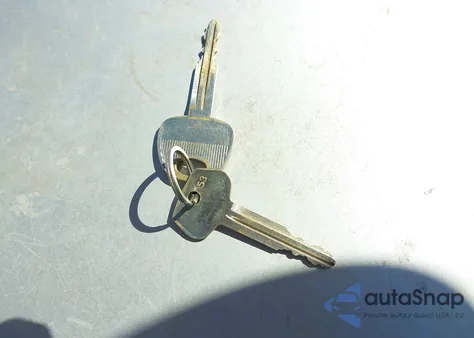 2005 Hyundai Elantra Gls/Gt z USA, uszkodzony, nr VIN KMHDN46D95U059614